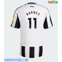 Camisa de time de futebol Newcastle United Harvey Barnes #11 Replicas 1º Equipamento 2025-26 Manga Curta
